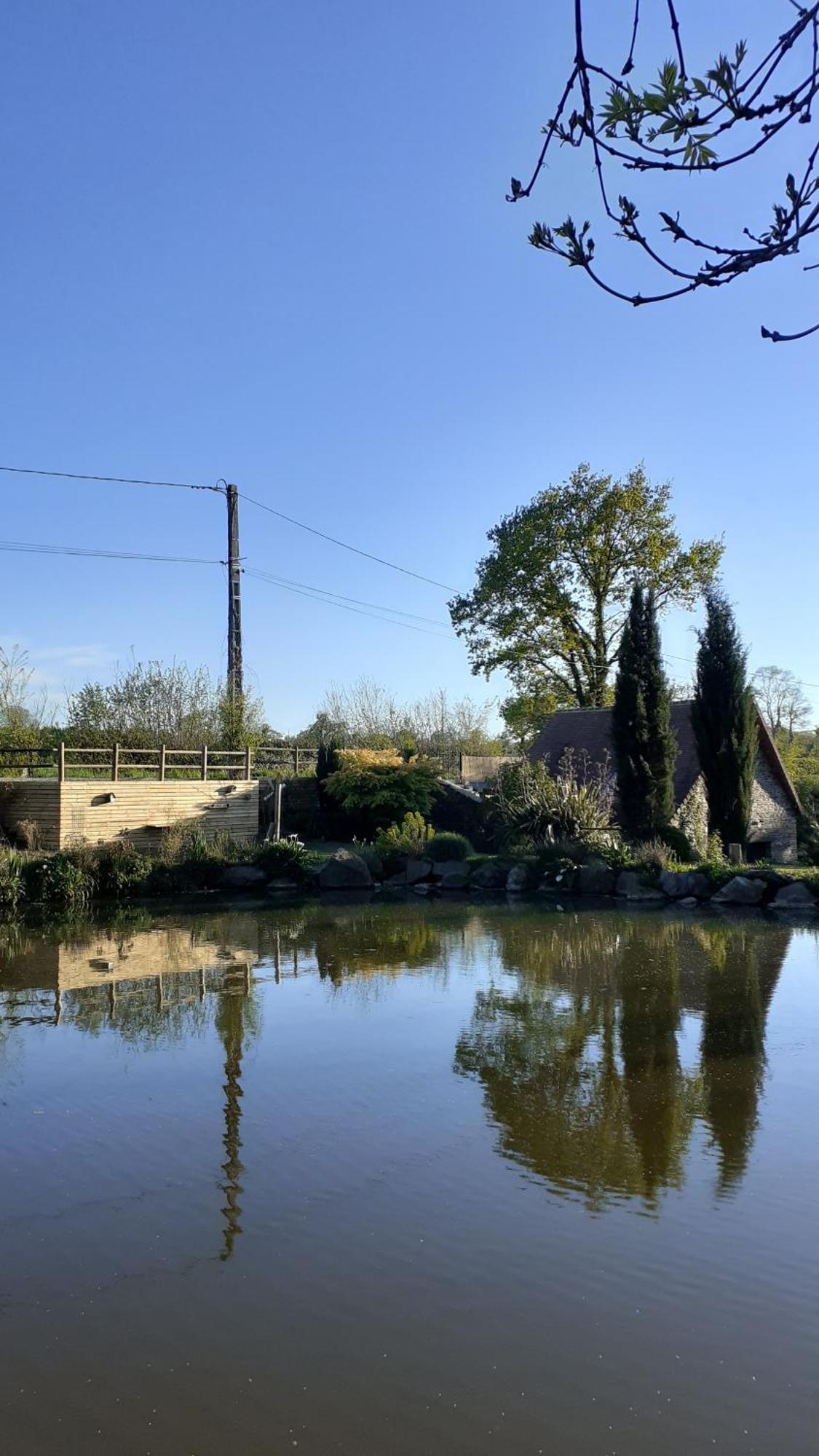 Ancien Moulin Pres D'Un Ruisseau Villa Sallen Buitenkant foto